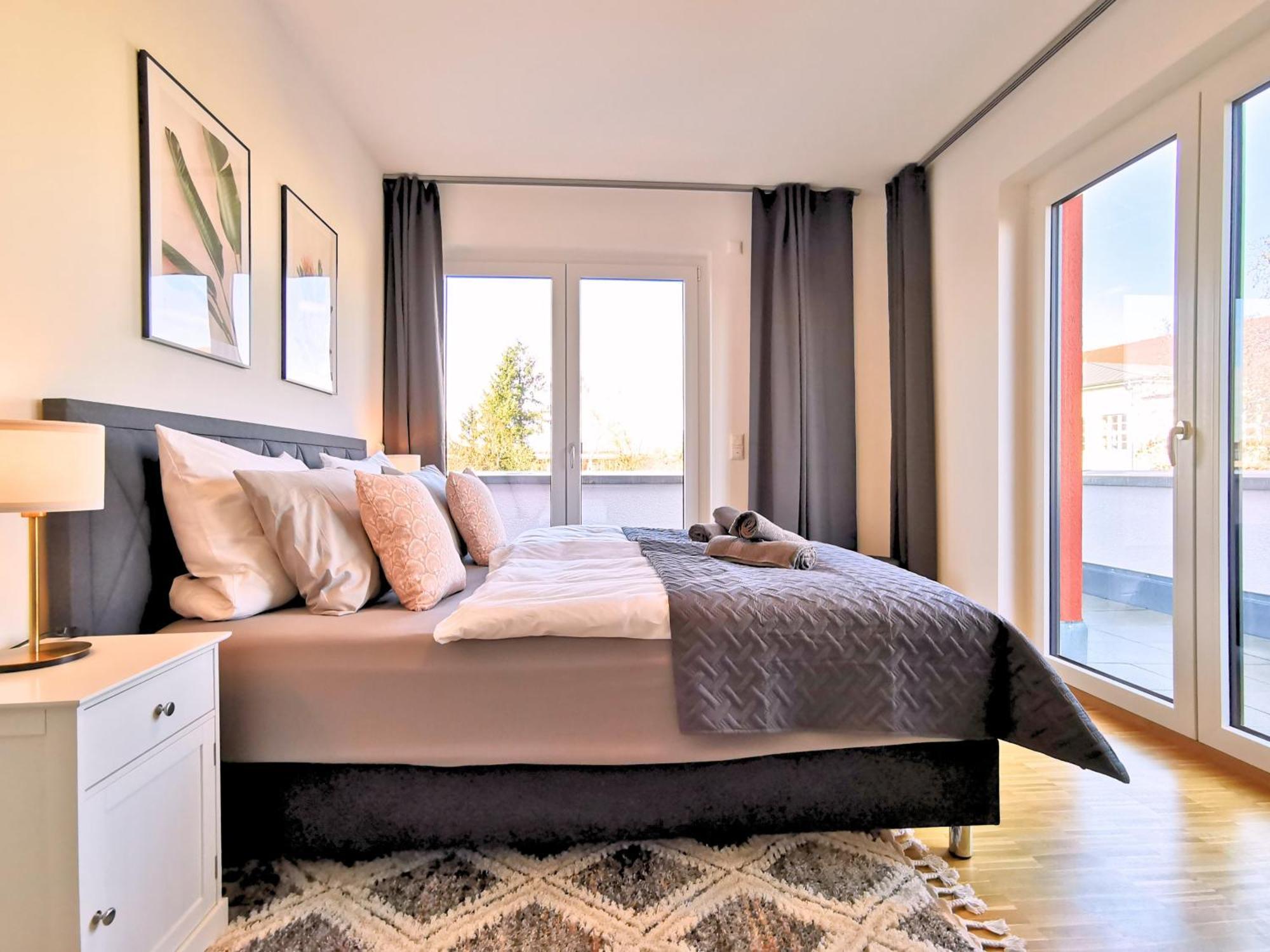 Fynbos City Penthouse, Dachterrasse, Design-Kueche, Parkplatz Штраубинг Экстерьер фото